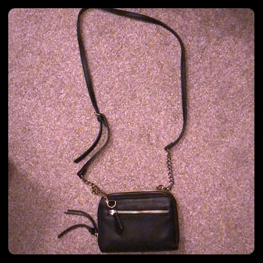 Crossbody purse